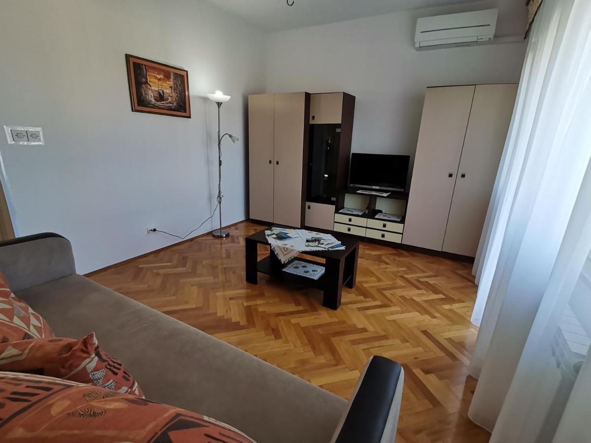 Apartment Grzin Lovran Eksteriør billede